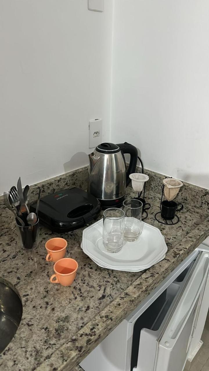 Suite Grega 5- Centro Da Vila Abraao Εξωτερικό φωτογραφία